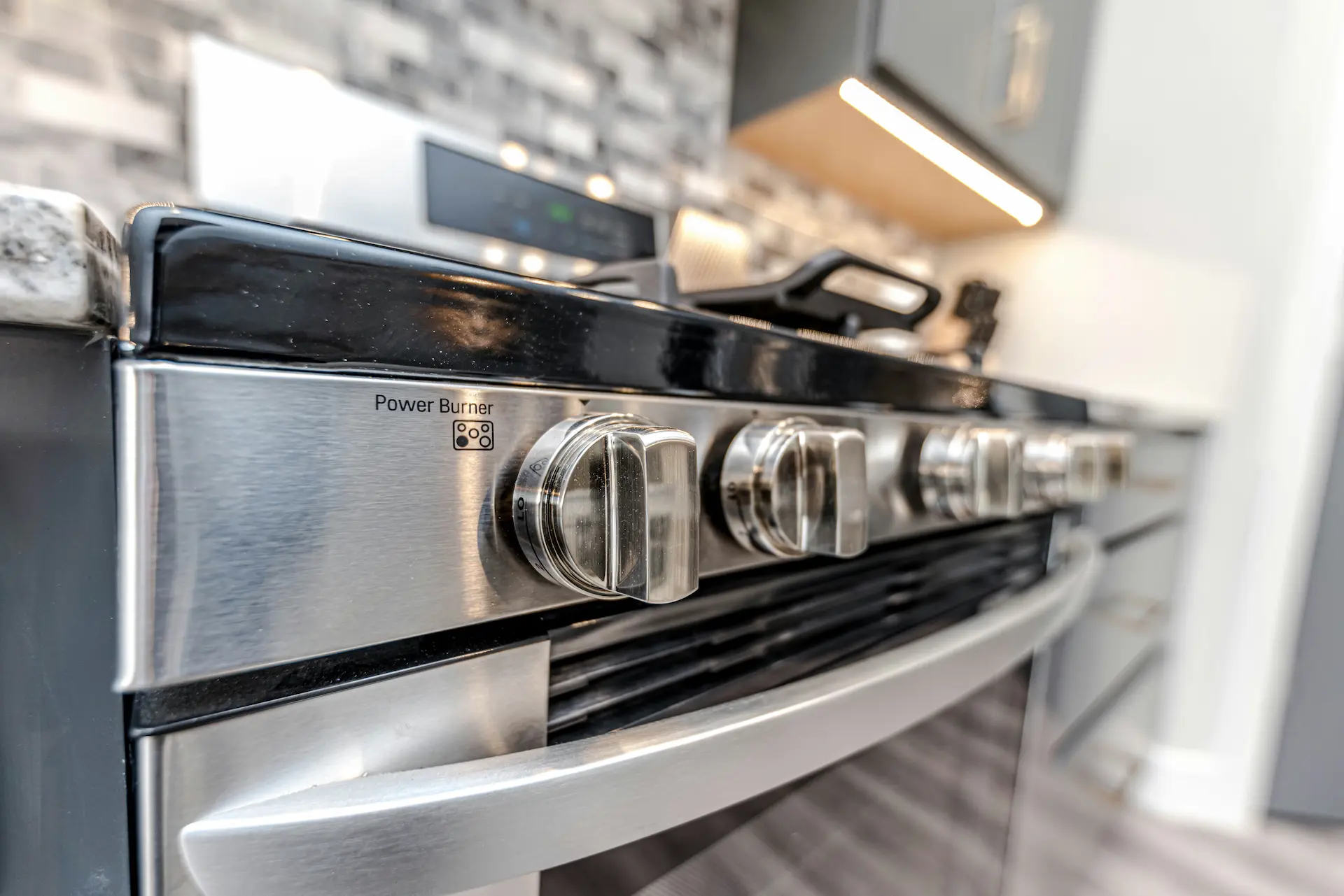 Oven & Range Repair Featured Image